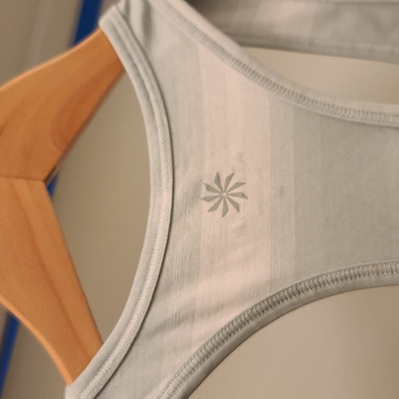 ATHLETA Chi Ombre Moon Gray Tank Top, Size Medium - Picture 7 of 8